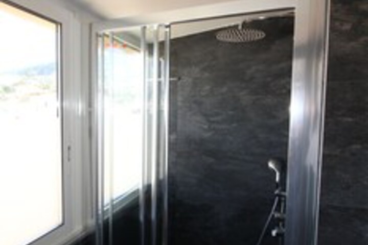 Room 2 of 27