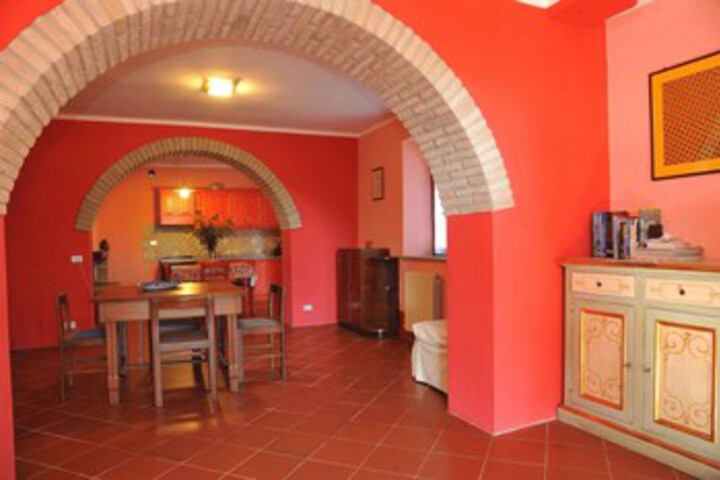 Room 15 of 34