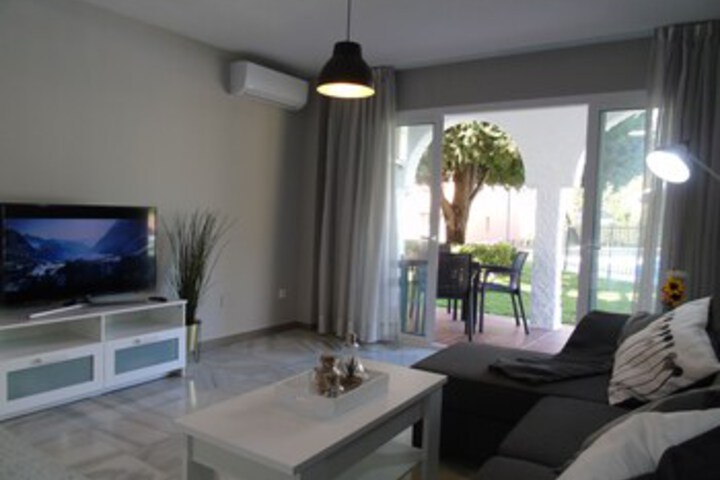 Room 10 of 22