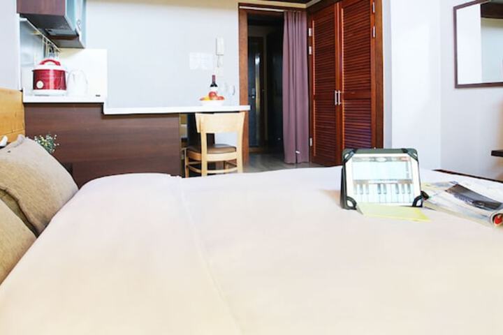 Room 18 of 57
