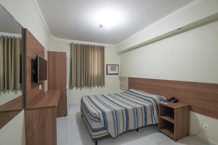 Room 8 of 27