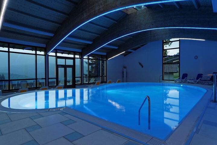 Pool Hotel