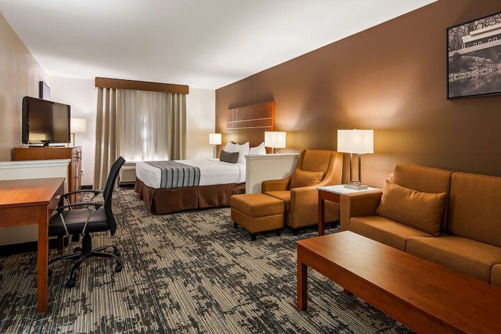 Room 4 of 14