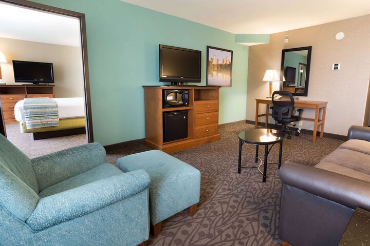 Room 10 of 53