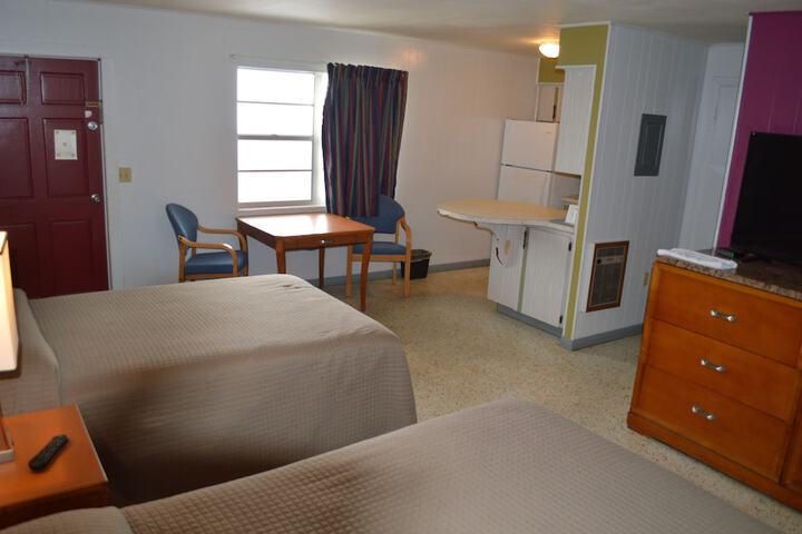 Room 14 of 25