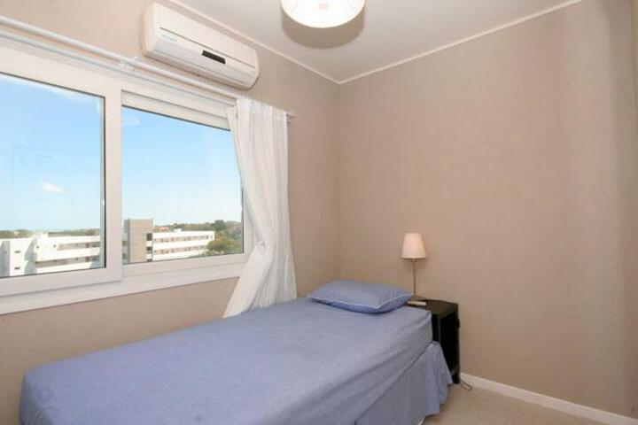 Room 17 of 45