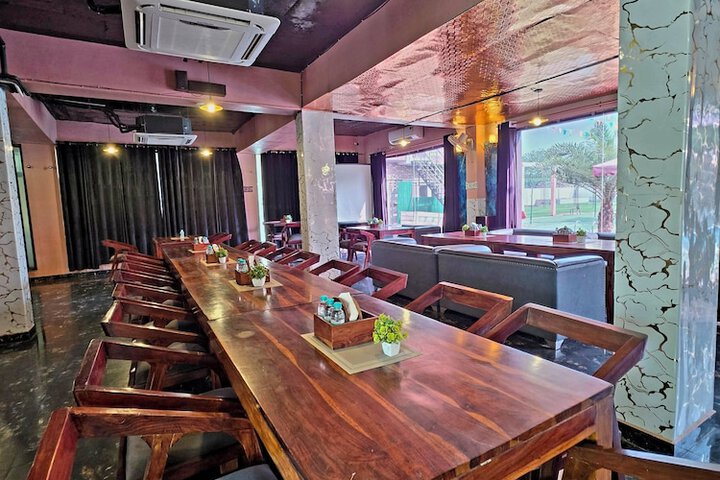 Dining 156 of 181
