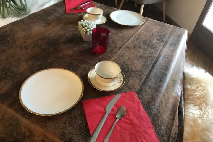 Dining 17 of 26