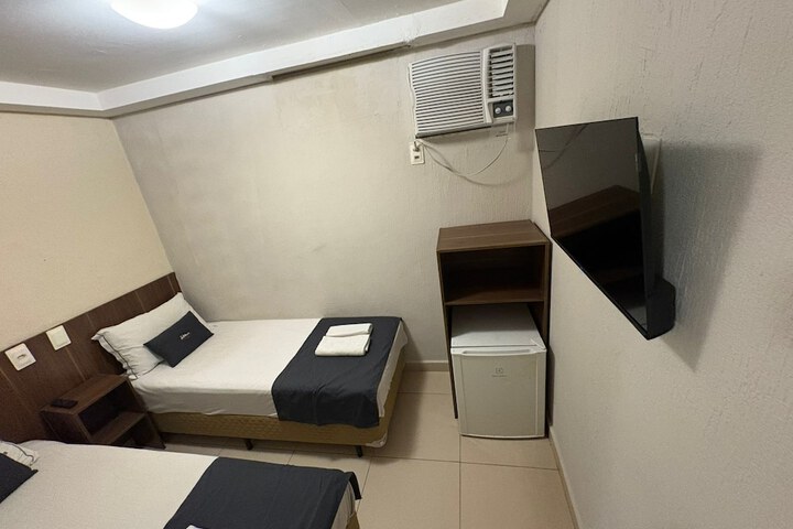 Room 9 of 46