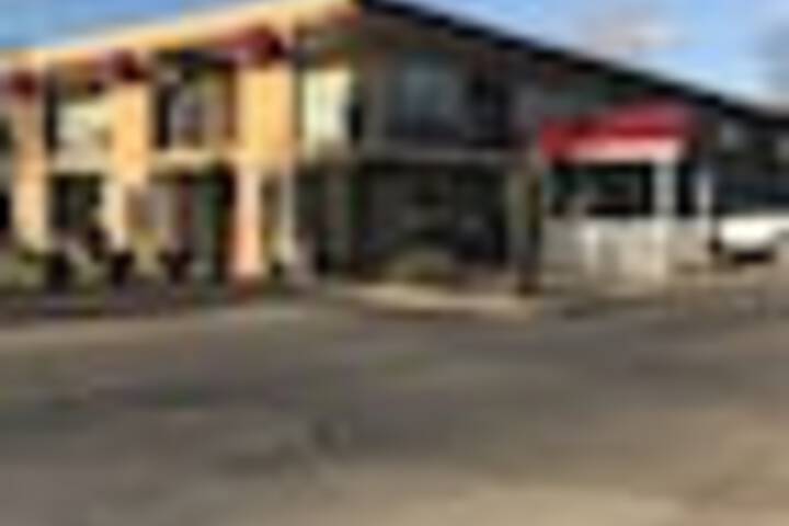 Primary image