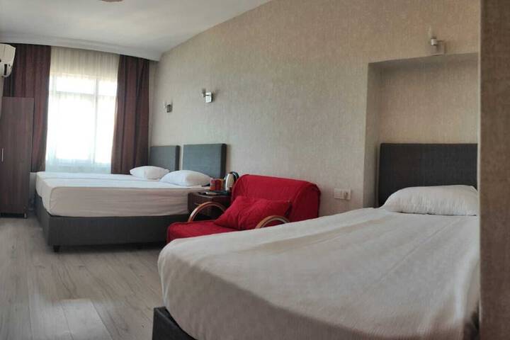 Room 5 of 24