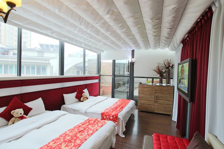 Room 34 of 115
