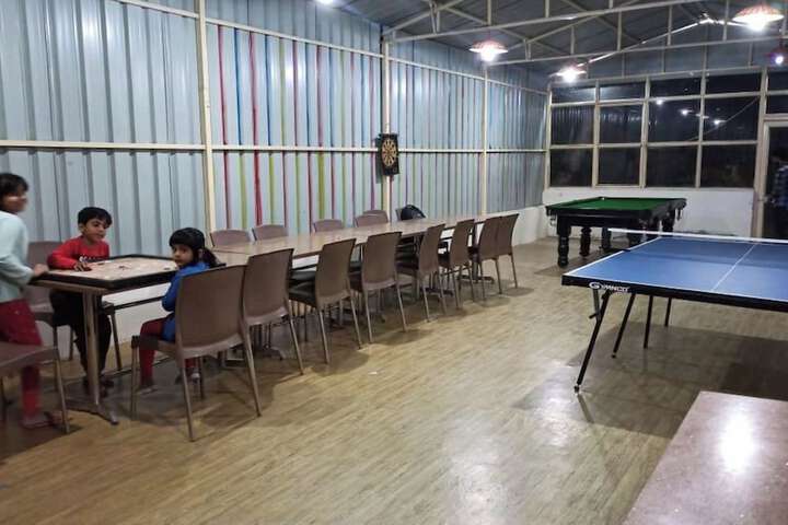 Room 12 of 18