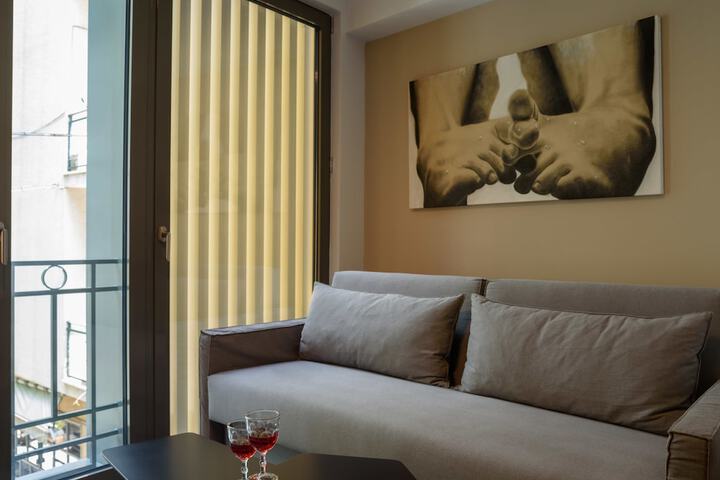 Room 49 of 97