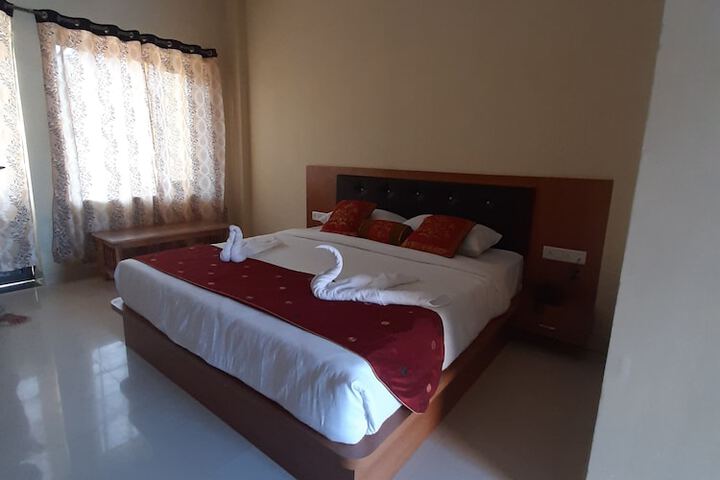 Room 4 of 51