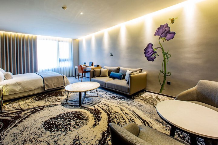 Room 4 of 47