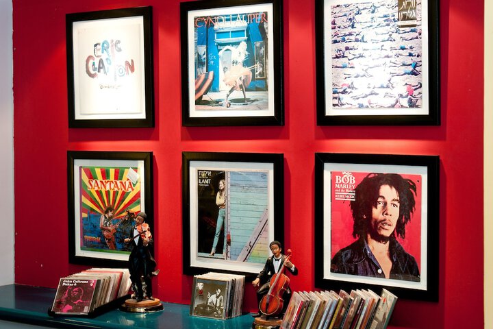 Entertainment 60 of 73