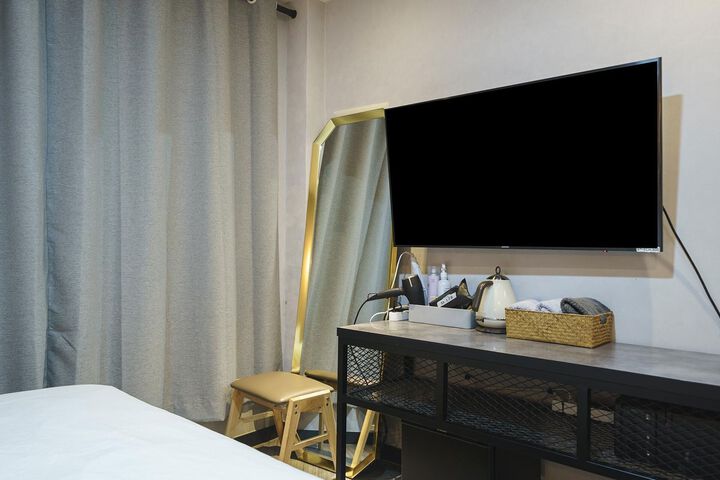 Room 78 of 82