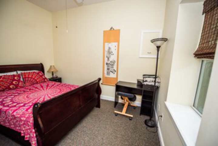 Room 43 of 59