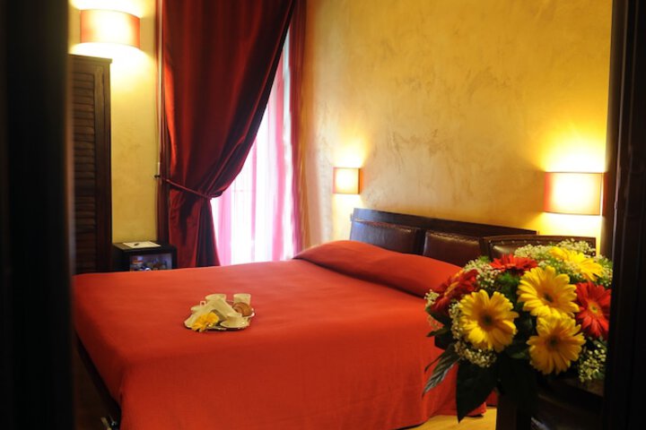 Room 2 of 15