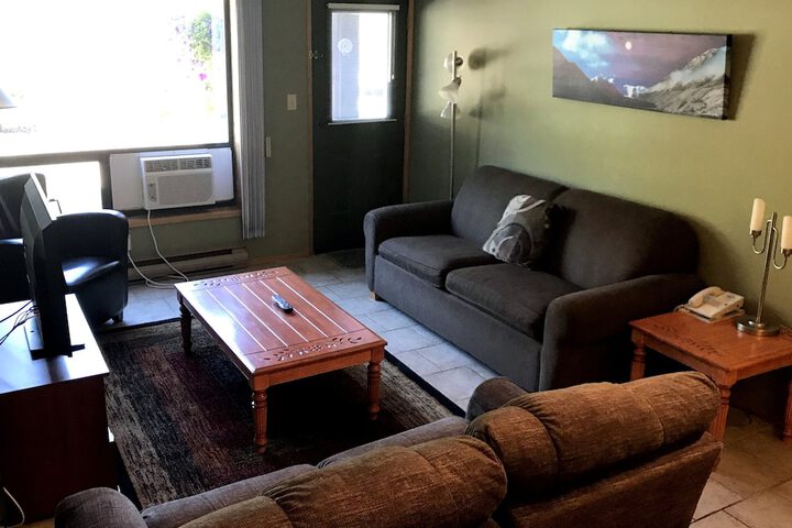 Room 55 of 102