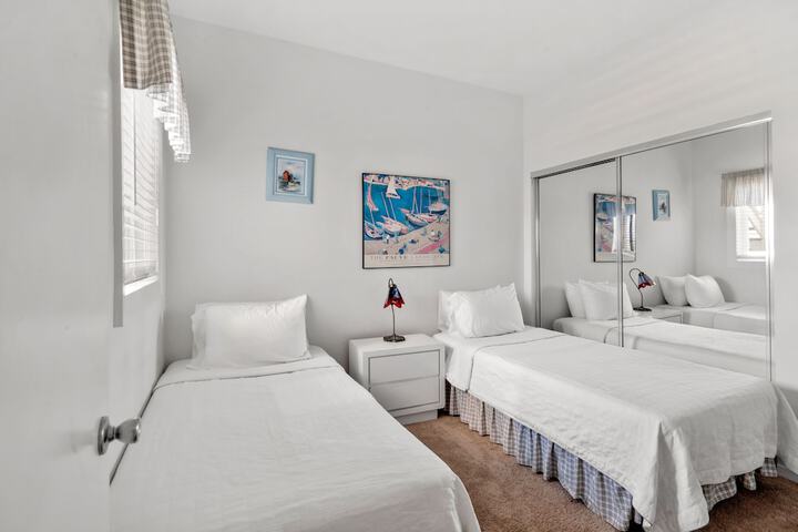 Room 48 of 219
