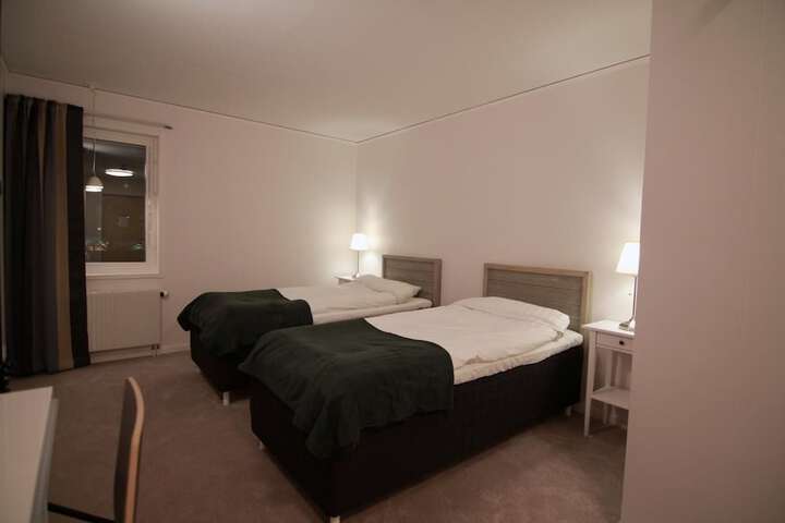 Room 2 of 29