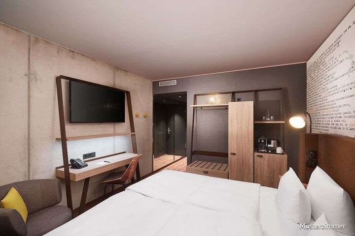 Room 15 of 55