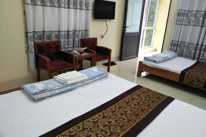 Room 8 of 23