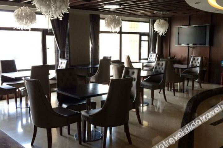 Yuzu Hotel