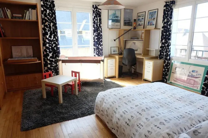 Room 2 of 13