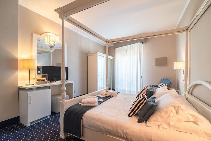 Room 48 of 115