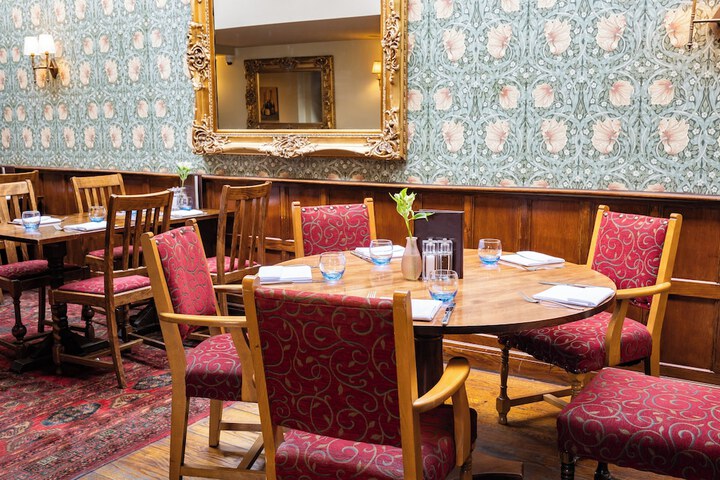 Dining 142 of 190