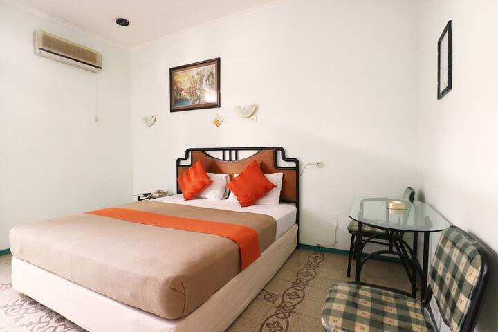 Room 19 of 26
