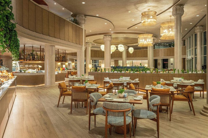Dining 108 of 146