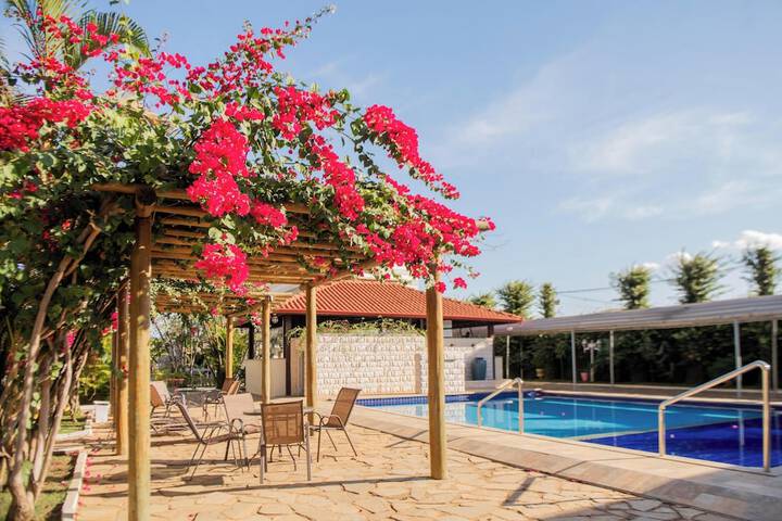Pool 32 of 71