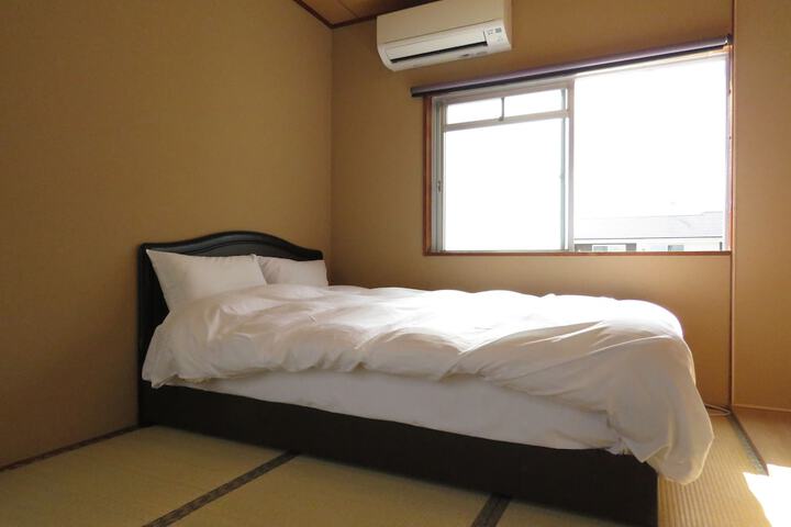 Room 7 of 46