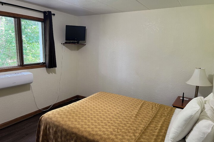 Room 69 of 180