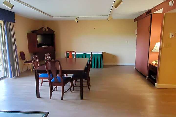 Photo 47