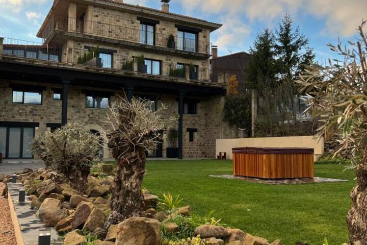 Duruelo Mountain Suites