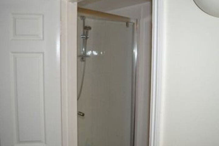 Room 2 of 48