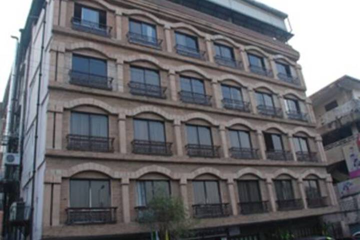 BELSONS TAJ MAHAL HOTEL