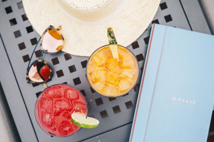 Poolside bar