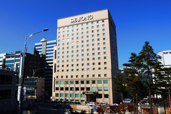 Hotel 102 of 106