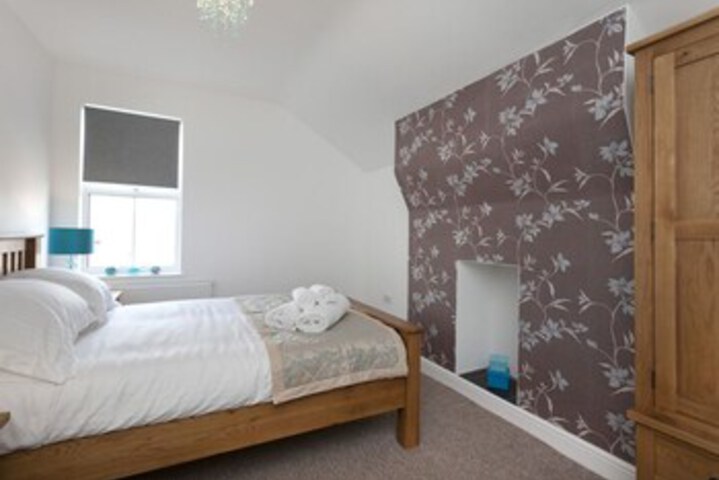 Room 15 of 23