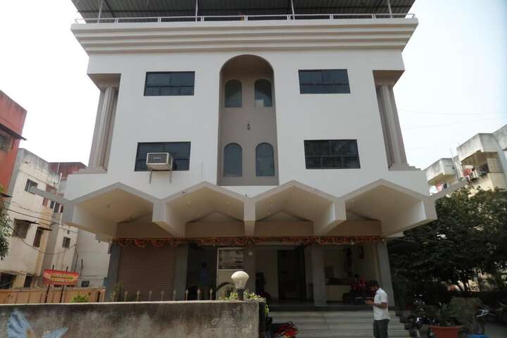 Hotel 2 of 8