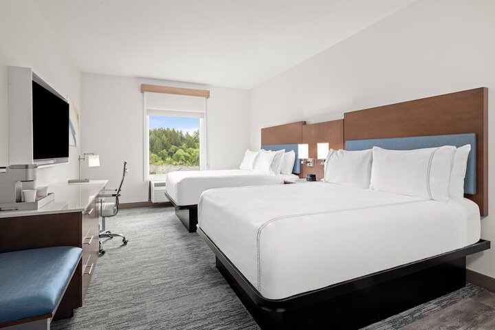 Room 4 of 49