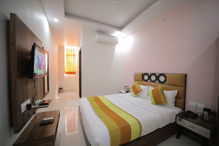 Room 14 of 29