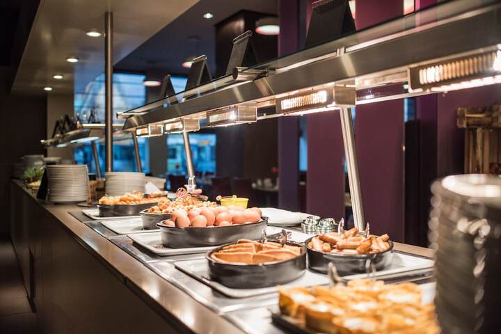 Dining Photos