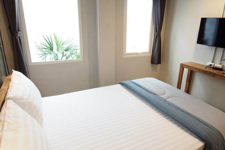 Room 3 of 31